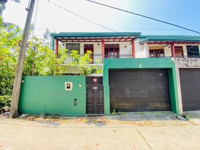Elegant Two-Story Family Home for Sale – Malabe