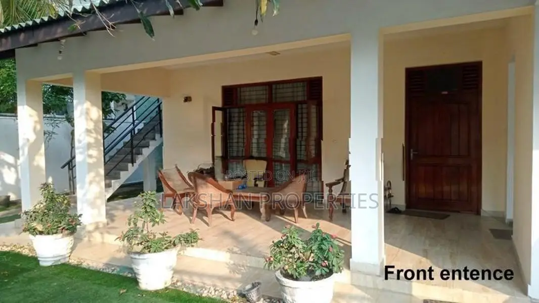Two Story House For Sale In Boralesgamuwa අබේරත්න මාවත