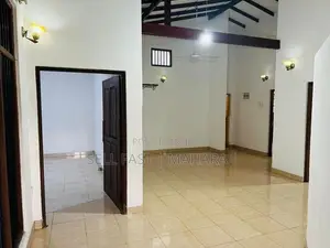 House for rent Kadawatha (upstair House)