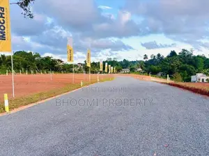 කළුතර නගරයට ළඟම ඉඩම