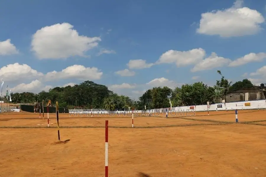 Land for Sale in Meegoda Faceing to Haigh Level Road