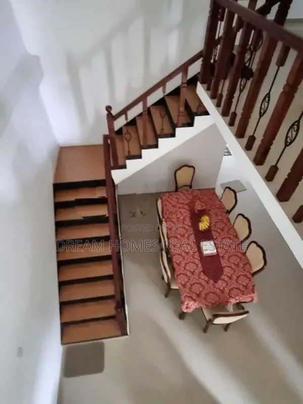 Elegant Two-Story Family Home for Sale – Malabe