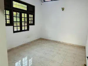 House for rent Kadawatha (upstair House)