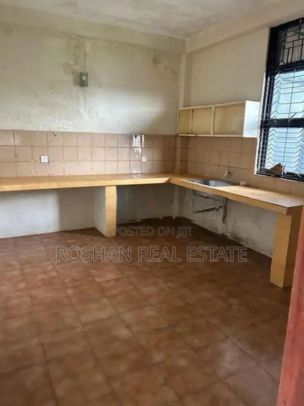 THREE STORIED COMMERCIAL PROPERTY FOR RENT DEHIWALA SH2715