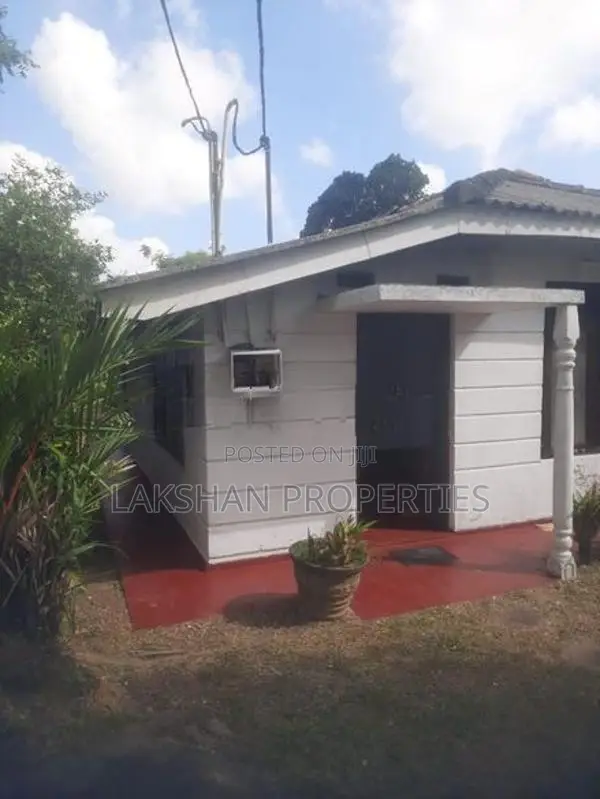 Separate House For Rent In Boralesgamuwa Lake Road