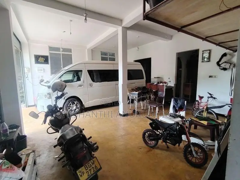 House for sale in gampaha
