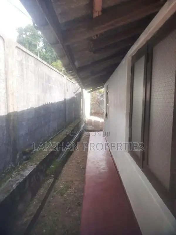 Separate House For Rent In Boralesgamuwa Lake Road