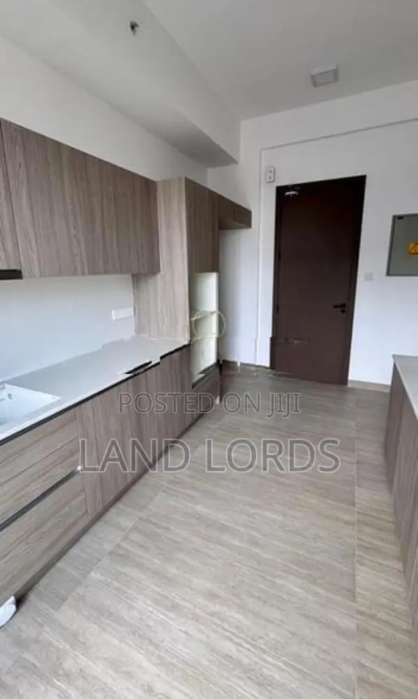 BARGAIN! Brand New 3BR Apartment near Duplication Road Colpetty FOR SA