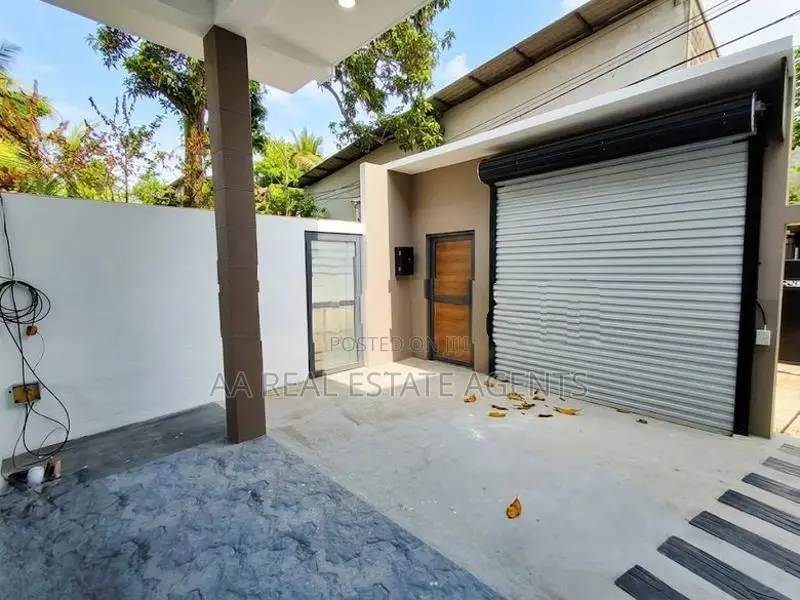 Three-Storey House for Sale in Wellampitiya