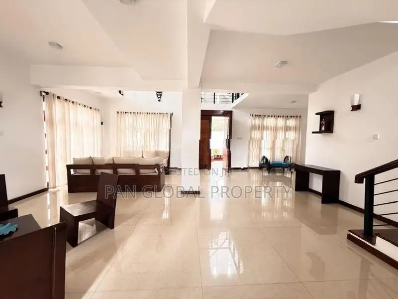 Spacious House for Sale in Kandana