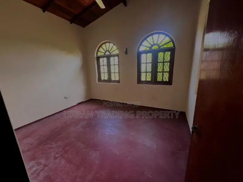 2 STOREY HOUSE FOR RENT | HENA ROAD, MOUNT LAVINIA 📍