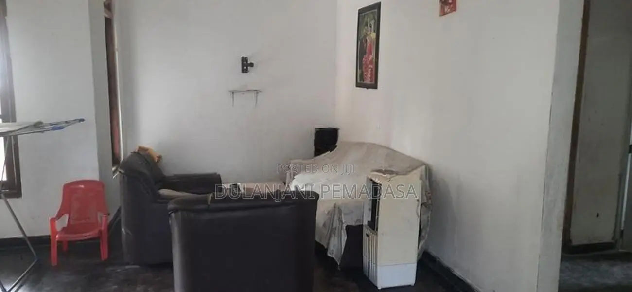 Ja Ela House for Sale