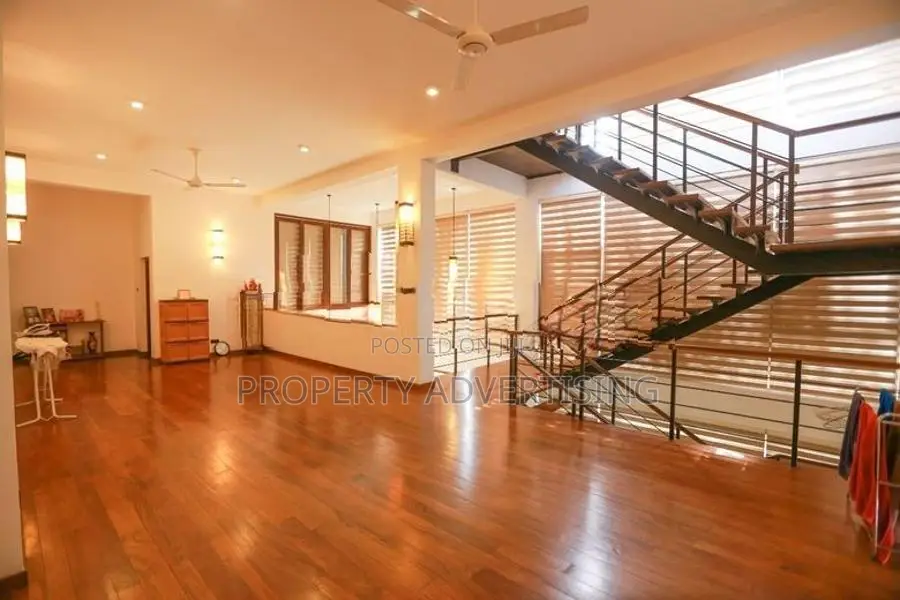 Nugegoda Super Luxury House for Sale