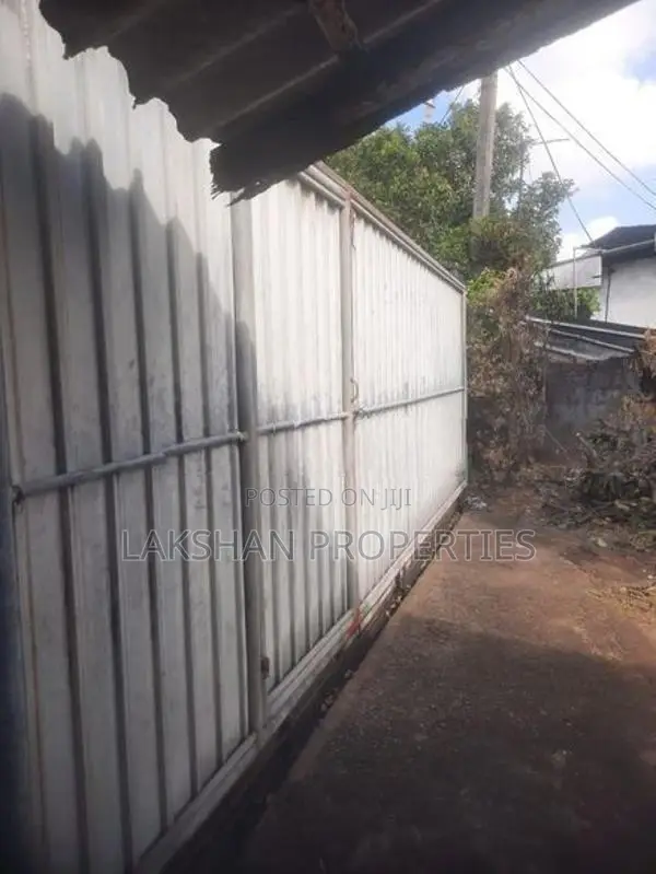 Separate House For Rent In Boralesgamuwa Lake Road