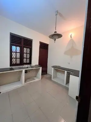 2 STOREY HOUSE FOR RENT | HENA ROAD, MOUNT LAVINIA 📍