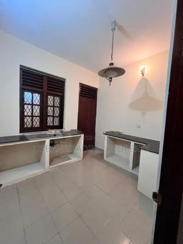 2 STOREY HOUSE FOR RENT | HENA ROAD, MOUNT LAVINIA 📍