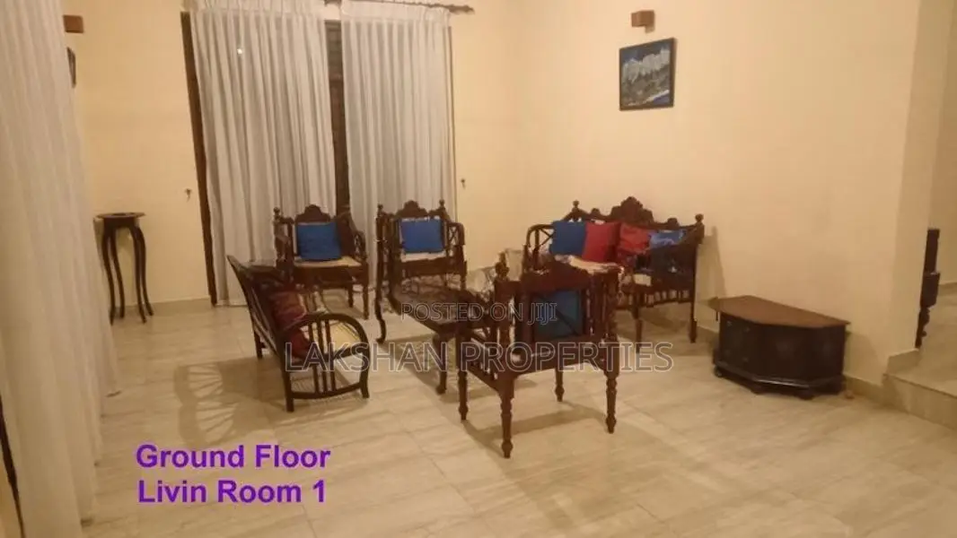 Two Story House For Sale In Boralesgamuwa අබේරත්න මාවත