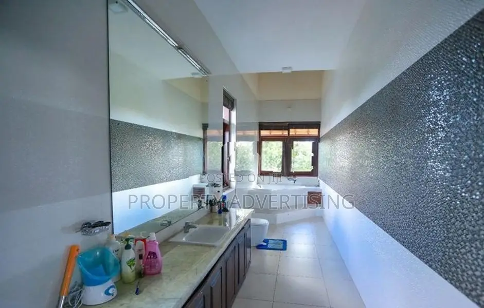 Nugegoda Super Luxury House for Sale