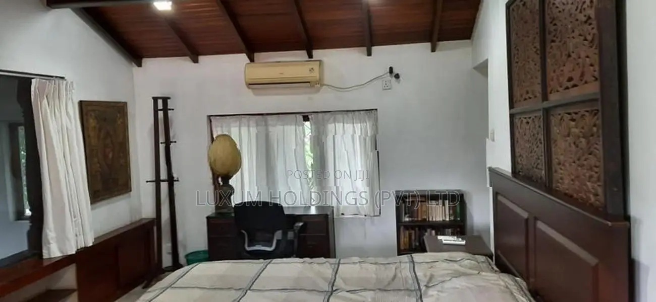 Luxury Furnished House For Rent in Baddagana Kotte [ 525C ]