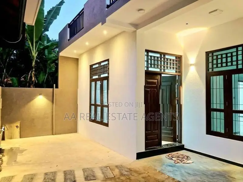 Three-Storey House for Sale in Wellampitiya