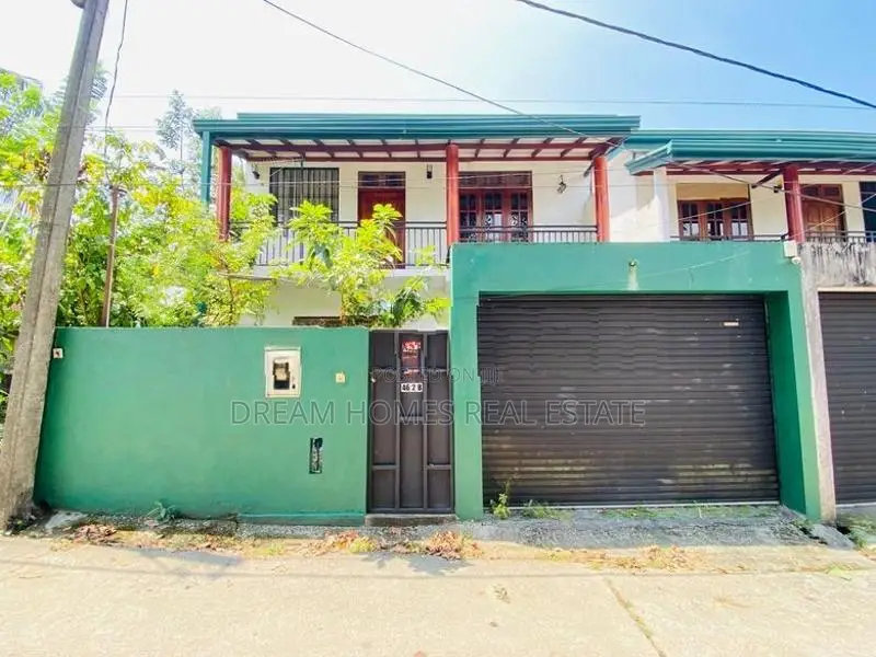 Elegant Two-Story Family Home for Sale – Malabe