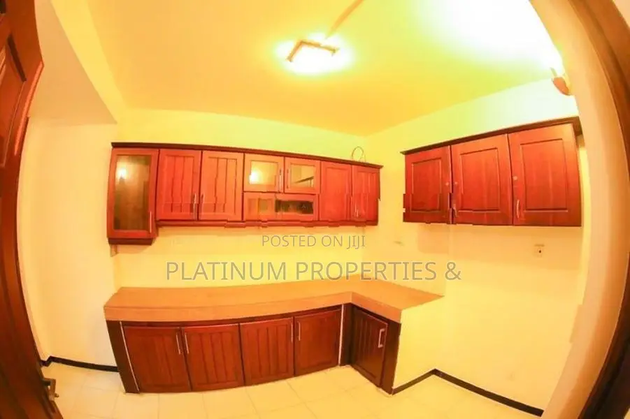 Luxury Three Storied House for Sale in Malabe Thalahena