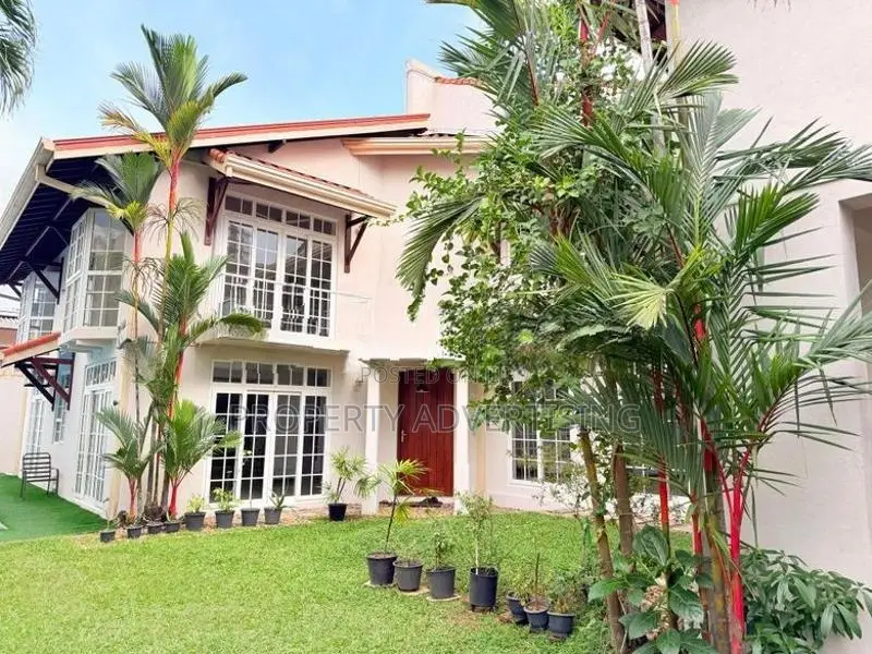 Colombo 05 Luxurious House for Sale