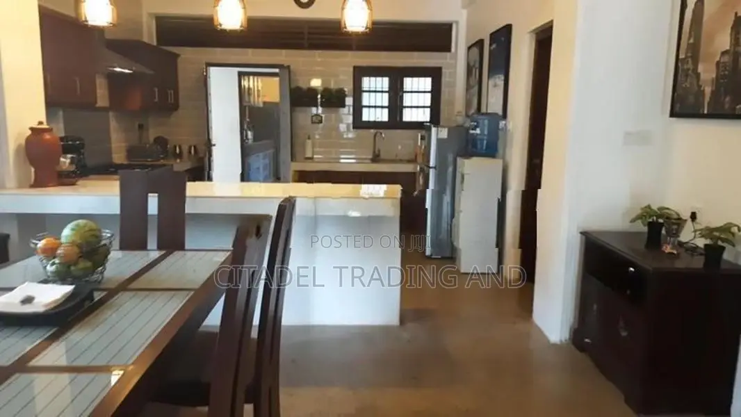 Single Storey House For Rent In Mount Lavinia - CH1758