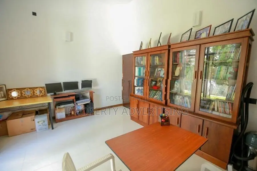 Nugegoda Super Luxury House for Sale