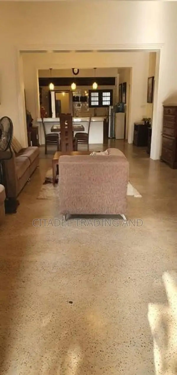 Single Storey House For Rent In Mount Lavinia - CH1758