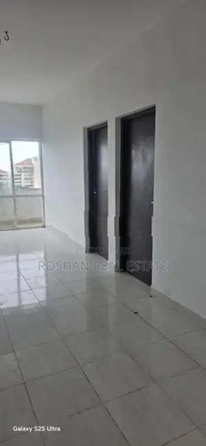 THREE BED ROOM LAKE SIDE APARTMENT FOR RENT COLOMBO 2 SA2728