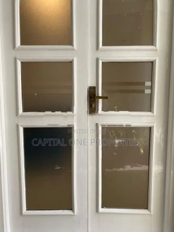 1200 SQFT OFFICE RENT IN COLOMBO 4 - 570U