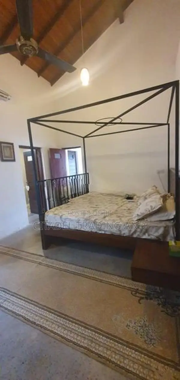Single Storey House For Rent In Mount Lavinia - CH1758