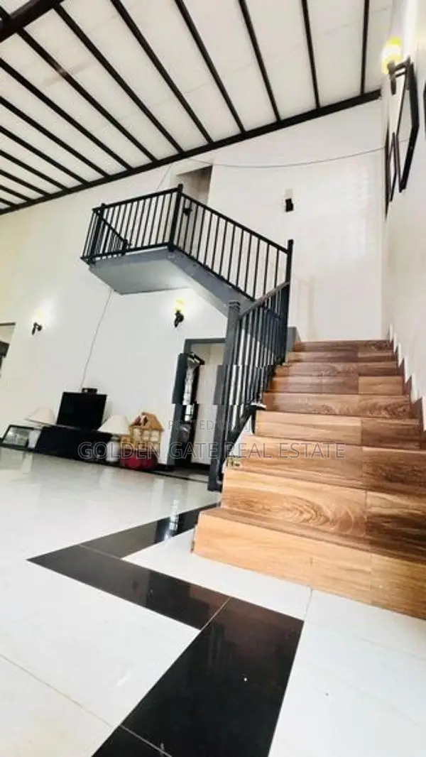 Elegant Two Storey House for Sale in Kiribathgoda Kelaniya