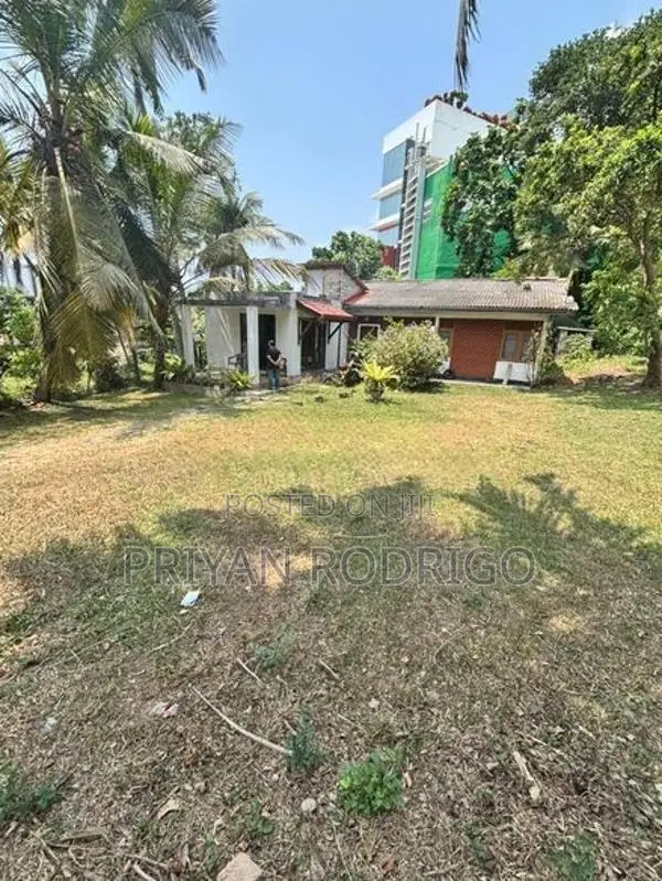 Rajagiriya - Moragasmulla Road 35 Perches of Commercial Land for Sale