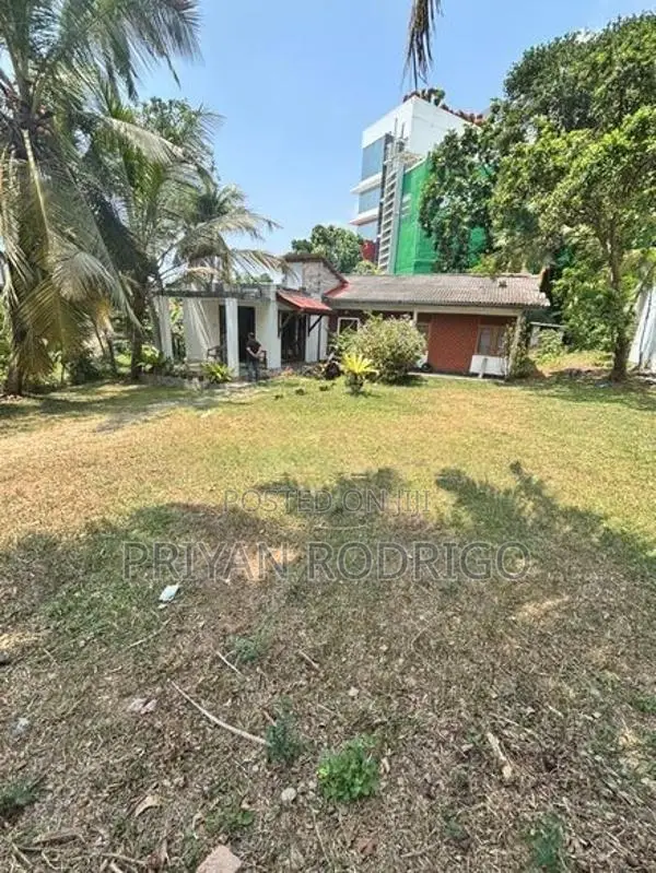 Rajagiriya - Moragasmulla Road 35 Perches of Commercial Land for Sale