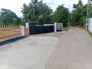 Athurugiriya පුරවරයෙන් විකිණීමට අගනා බිම් කොටස්