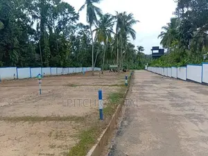 Athurugiriya පුරවරයෙන් විකිණීමට අගනා බිම් කොටස්