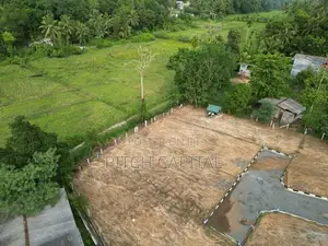 Galagedara 122 බස් මාර්ගයට සමීපයෙන් විකිණීමට අගනා බිම් කොටස්