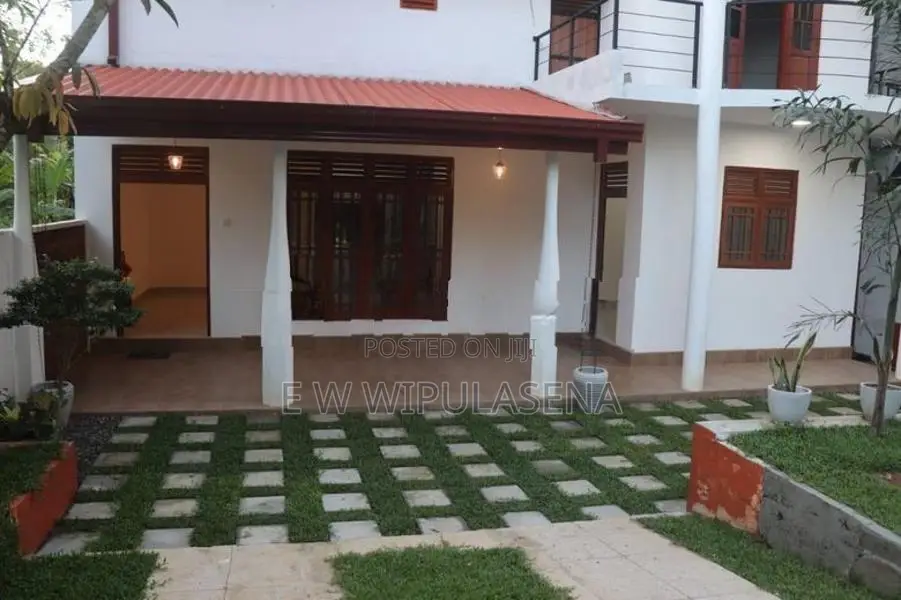 NEW Luxury HOUSE FOR SALE in KOTTAWA Kiriwattuduwa