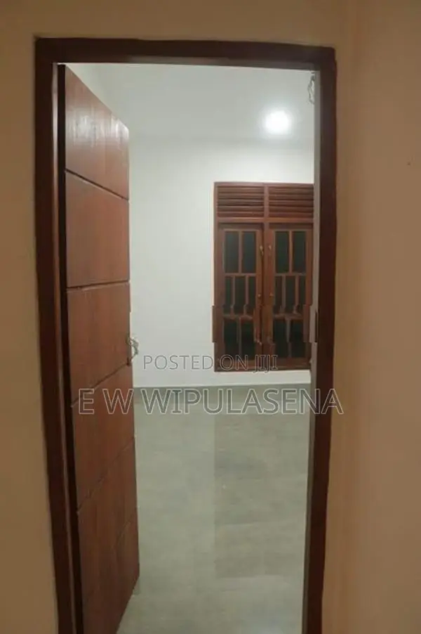 NEW Luxury HOUSE FOR SALE in KOTTAWA Kiriwattuduwa