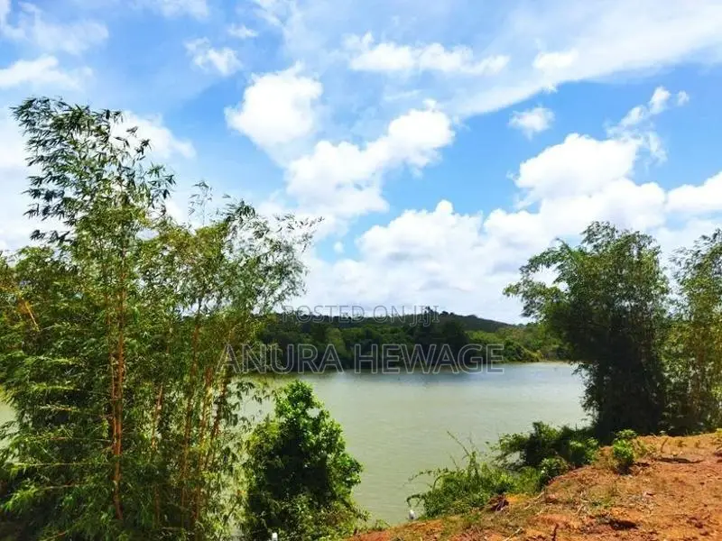 Land for Sale Kalutara, Wadduwa, Uggalboda. (ID : WADU002)