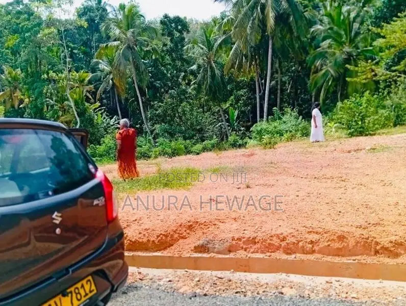 Land for Sale Kalutara, Wadduwa, Uggalboda. (ID : WADU002)