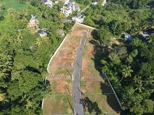 8 Perch Lots in Hokandara Gated Comminity