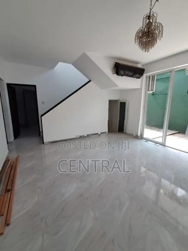 House for Rent in Colombo 7 (C7-10337)