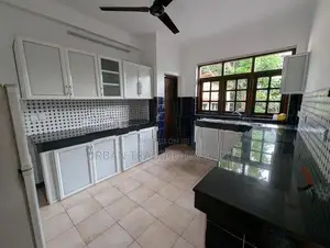 Prime 3 Story house with rooftop to be Sold at Kohuwala.