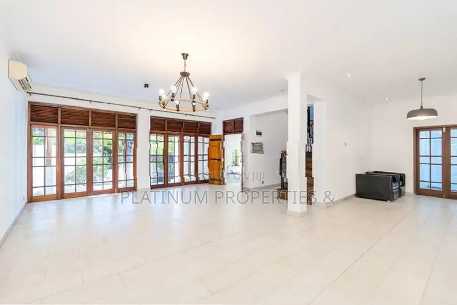 Super Luxury 14P Modern House For Sale In Battaramulla Near Waters Edg