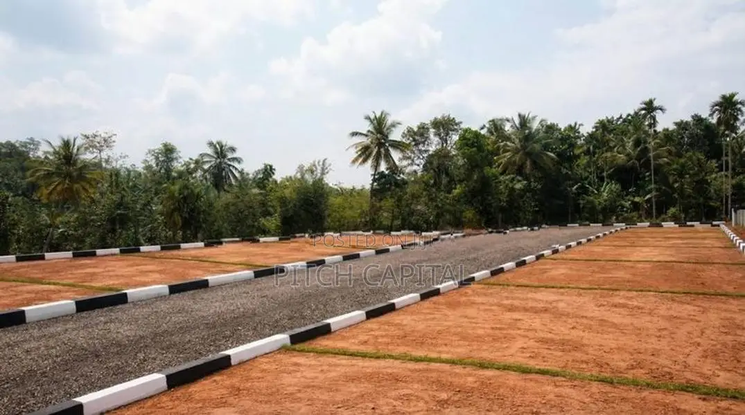 කළුතර නගරයෙන් ඉඩමක්