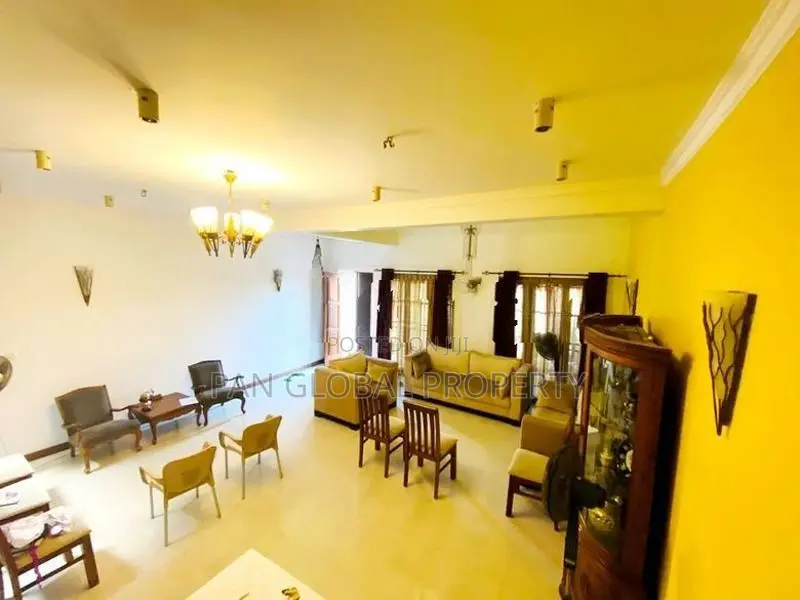 House for Sale in Mount Lavinia ( Two Units )