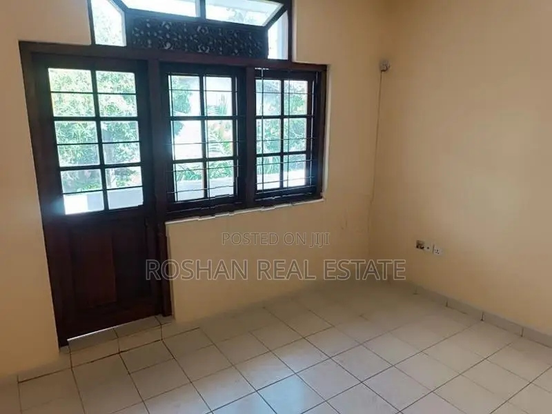 COMMERCIAL PURPOSE HOUSE FOR RENT COLOMB0 7 SA2736